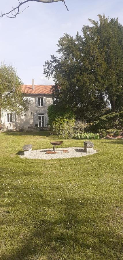Maison Blanche Cherval Exterior foto